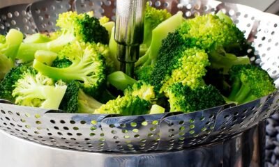 How to Steam Broccoli